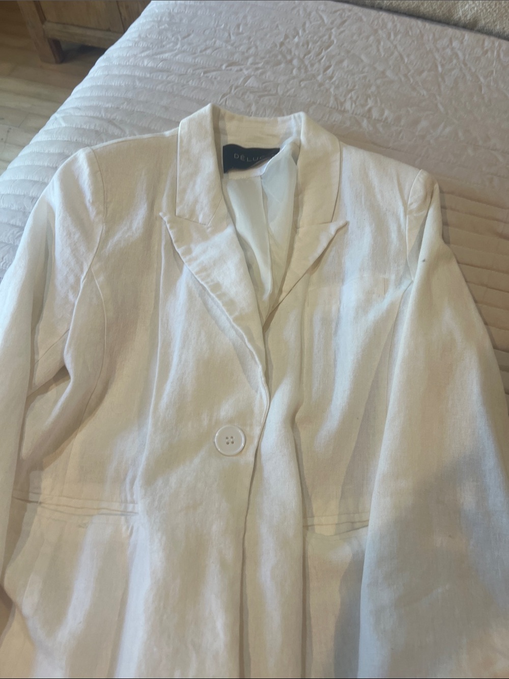 Deluc White Women's Linen-Blend Single-Button Blazer